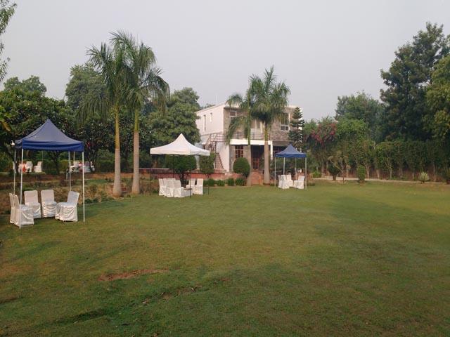 Club Awara Holiday Resort Manesar Eksteriør billede